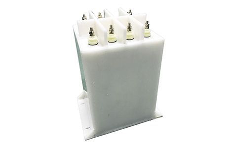 什么情況會(huì)引起補(bǔ)償電容器發(fā)生過電流？